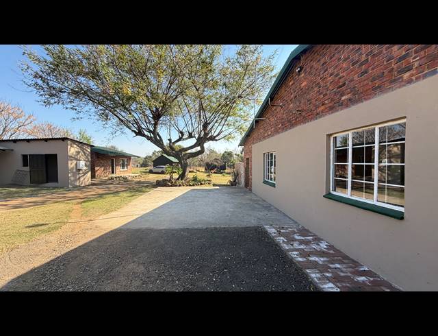 22,150M² SMALLHOLDING FOR SALE IN MARISTER